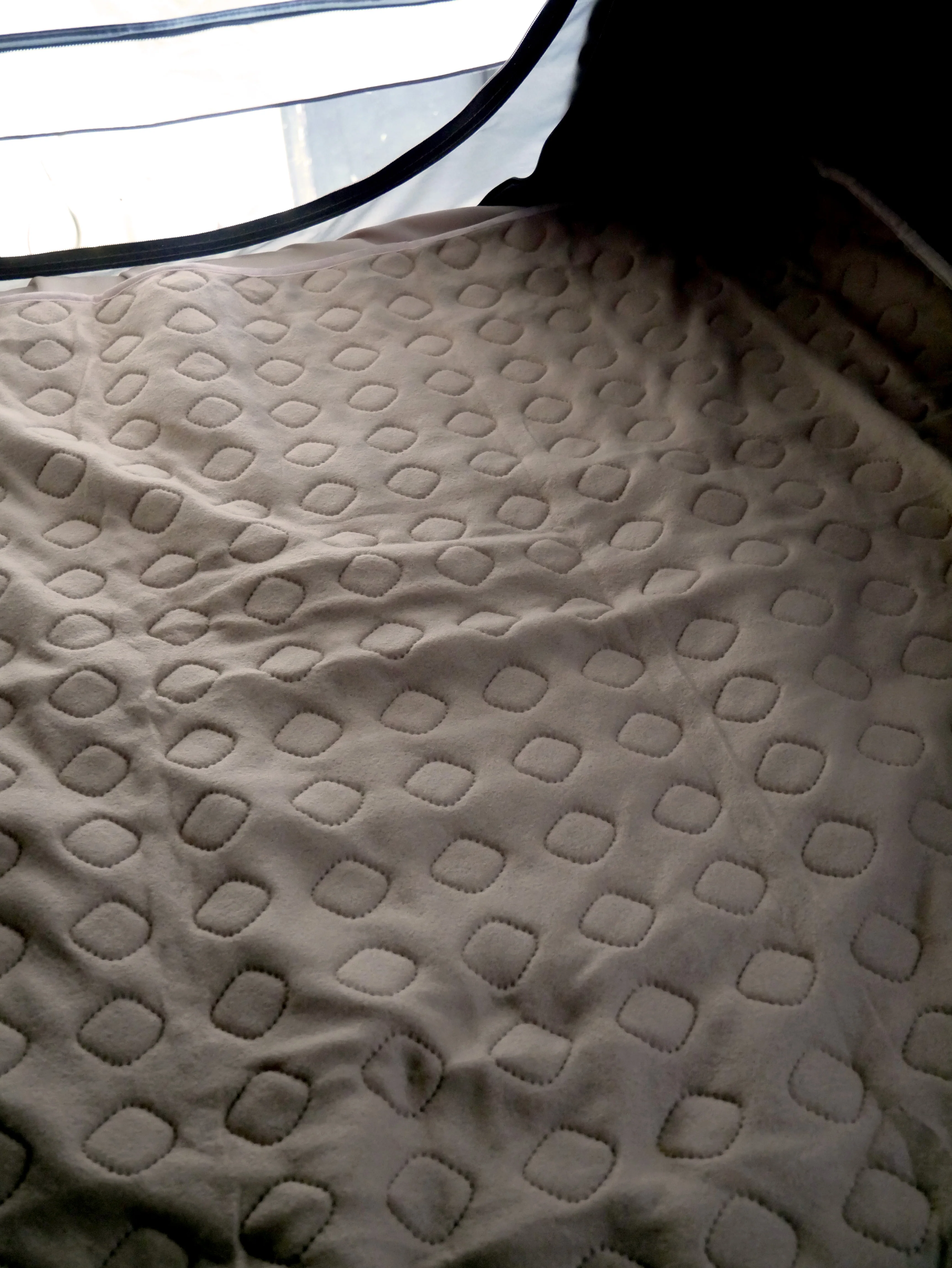 Padded Bedsheet - Image 2