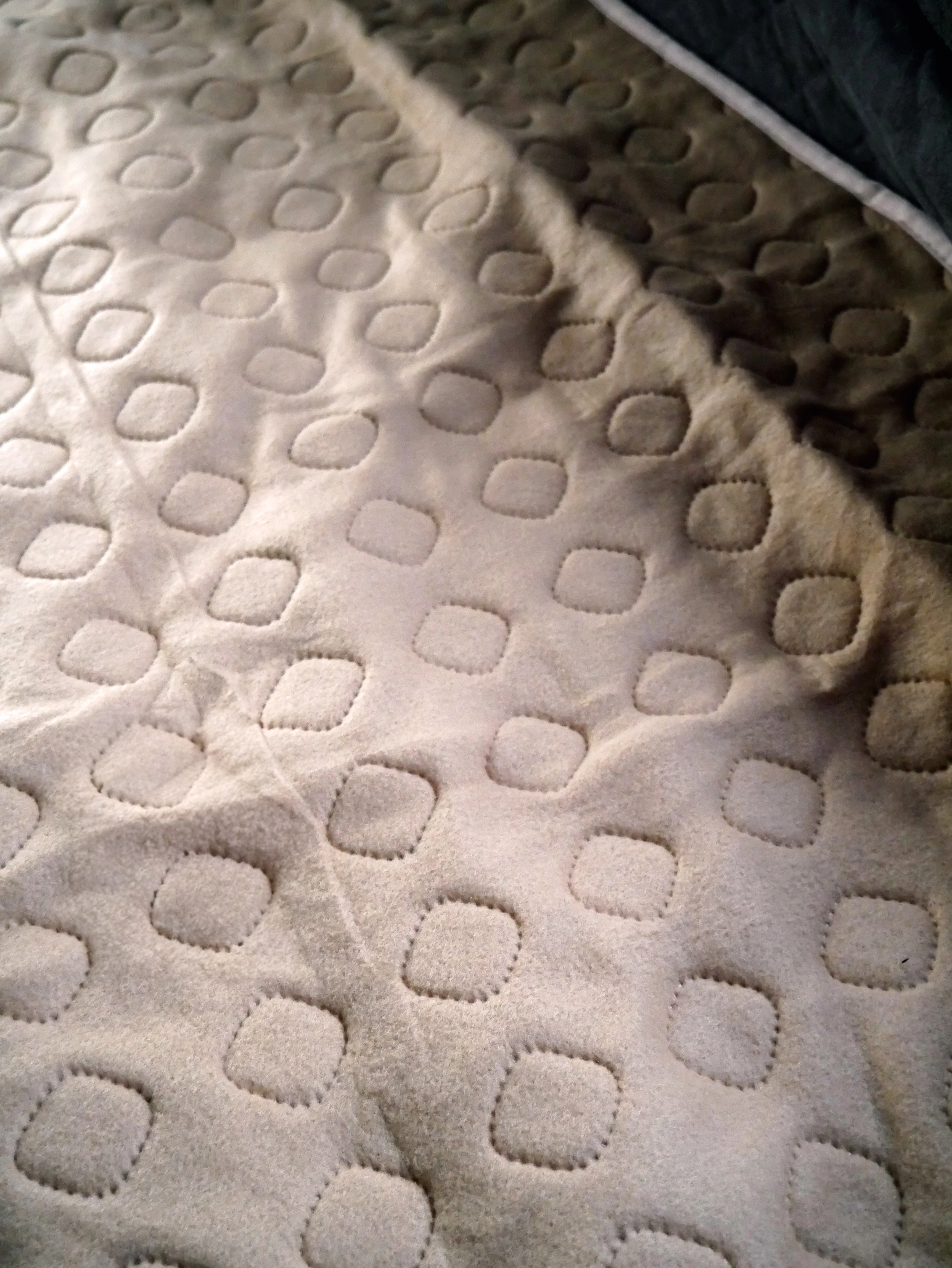 Padded Bedsheet - Image 4