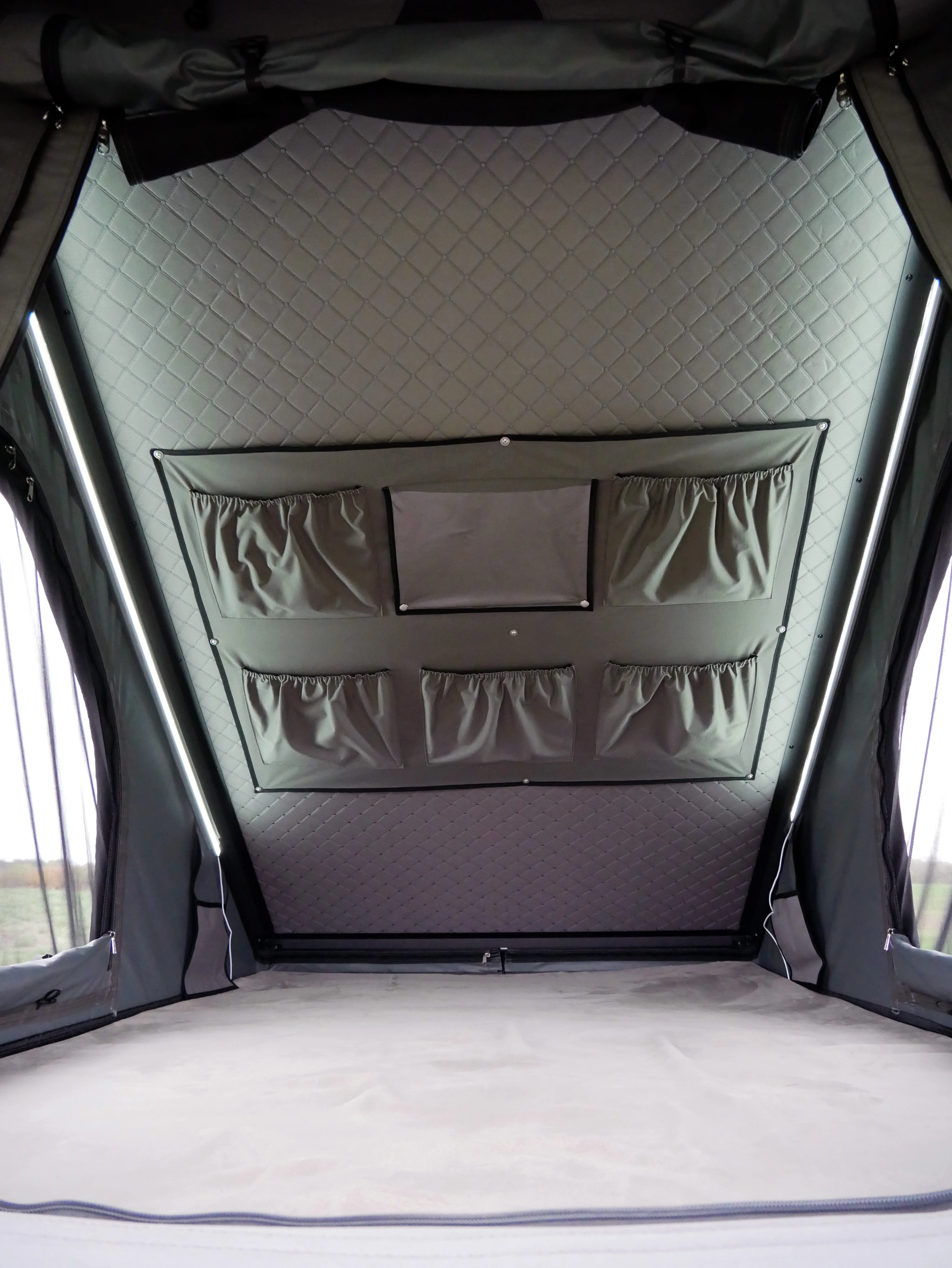 Ventura XL Aluminium Clamshell Roof Tent (IN STOCK) - Image 8
