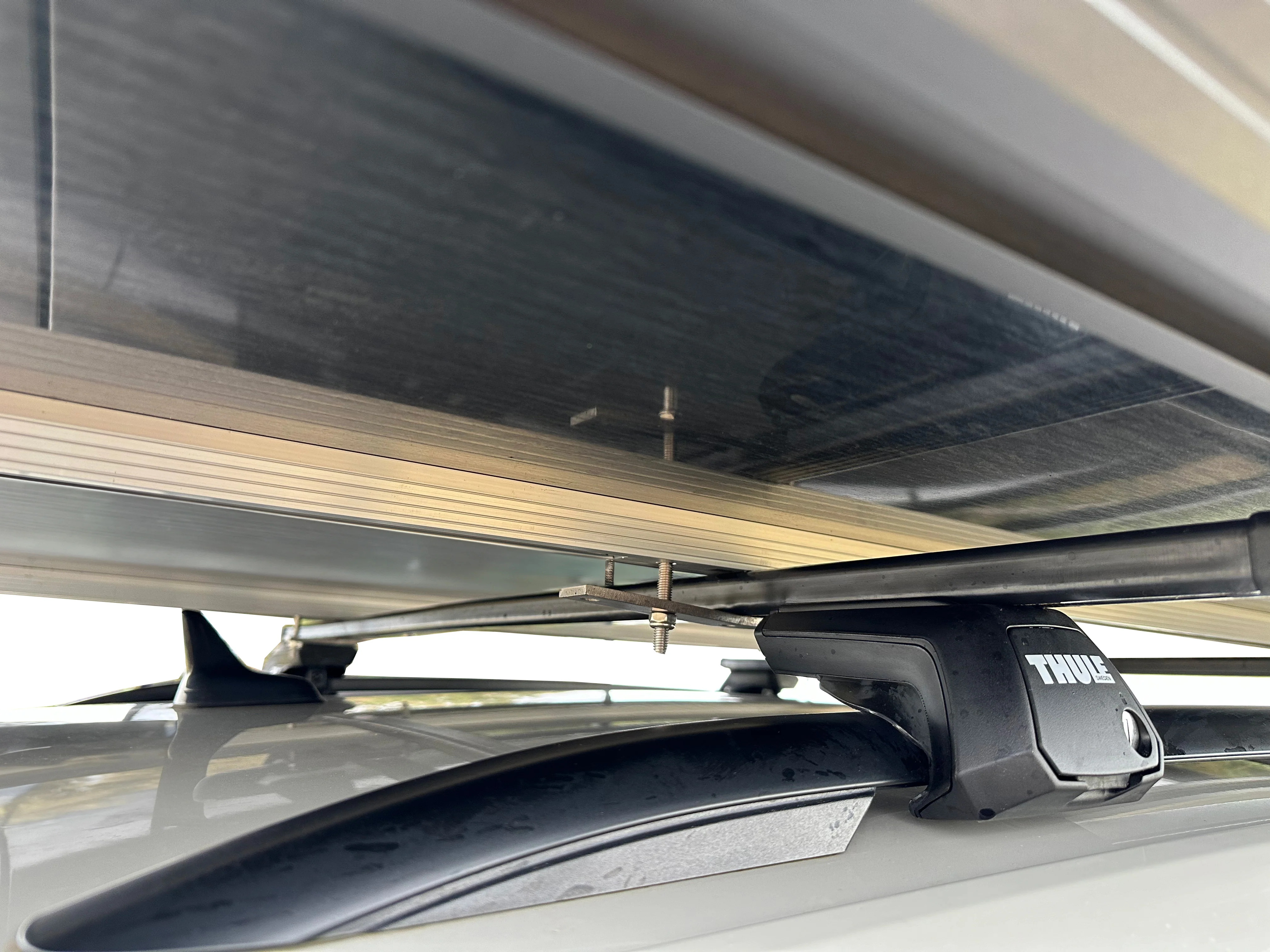 Ventura XL Aluminium Clamshell Roof Tent (IN STOCK) - Image 27
